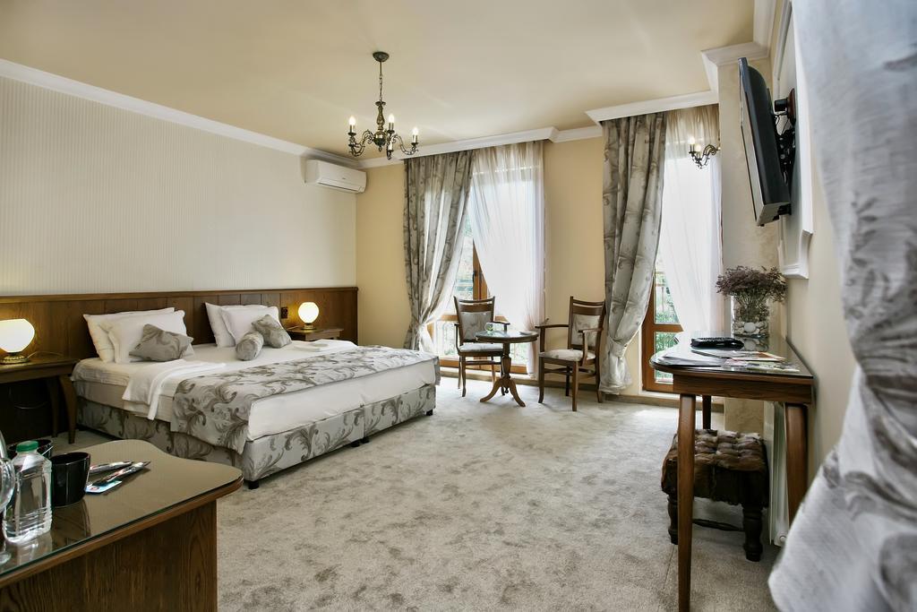 Mon Ami Apart In Studentski Grad Area Sofia Bilik gambar